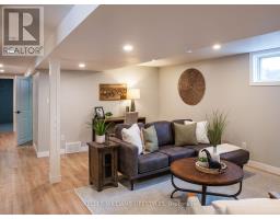 236 TWEEDSMUIR AVENUE - 15