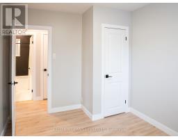 236 TWEEDSMUIR AVENUE - 25