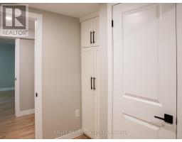 236 TWEEDSMUIR AVENUE - 32