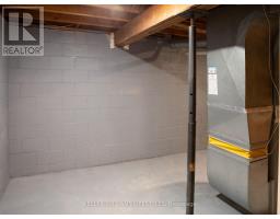 236 TWEEDSMUIR AVENUE - 41