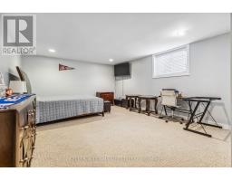 87 SIR JAMES COURT - 37