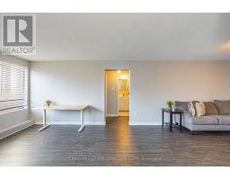 606 - 570 PROUDFOOT LANE - 18