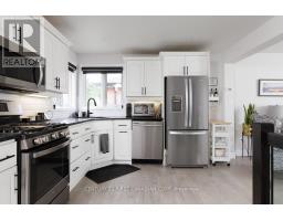 82 QUEENSTON CRESCENT - 5