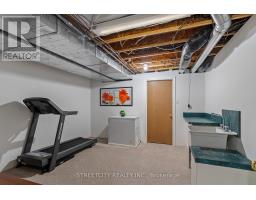 27 WYNFIELD LANE W - 34