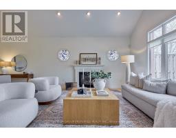 110 - 25 BECHER STREET - 12