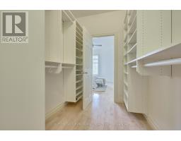 110 - 25 BECHER STREET - 26