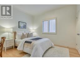 110 - 25 BECHER STREET - 30
