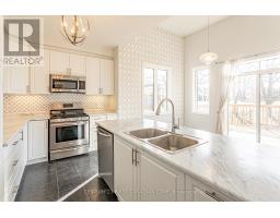 1016 UPPER THAMES DRIVE - 11