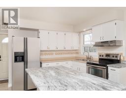 111 WOODROW CRESCENT - 25