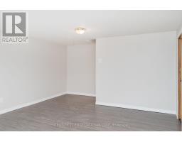 111 WOODROW CRESCENT - 33