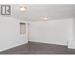 111 WOODROW CRESCENT - 35