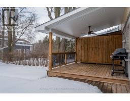 111 WOODROW CRESCENT - 41