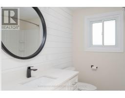 111 WOODROW CRESCENT - 8