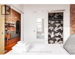 302 - 64 WELLINGTON STREET - 11