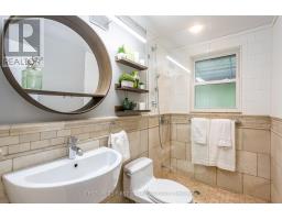 62 HAMPTON CRESCENT - 18