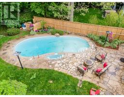 62 HAMPTON CRESCENT - 46