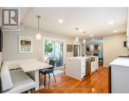 62 HAMPTON CRESCENT - 9