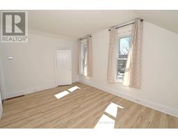 87 GLADSTONE AVENUE - 23