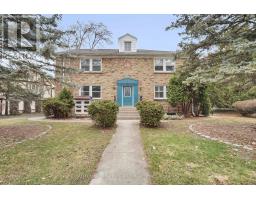 137 WINDSOR CRESCENT - 1