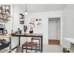 137 WINDSOR CRESCENT - 15