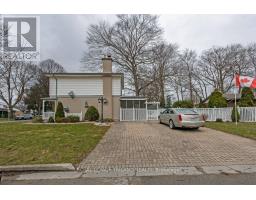 51 WESTBURY AVENUE - 40
