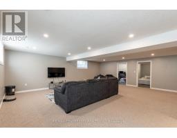 1 DRAKE COURT - 27