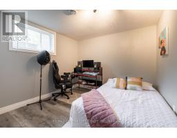 1 DRAKE COURT - 31