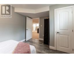 1 DRAKE COURT - 32