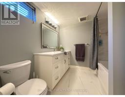 14 ROCKINGHAM COURT - 20