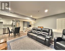 14 ROCKINGHAM COURT - 24
