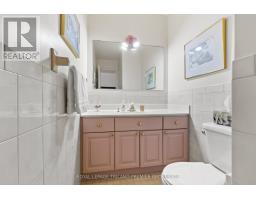 8 - 60 ROSECLIFFE CRESCENT - 20