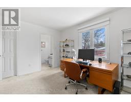 8 - 60 ROSECLIFFE CRESCENT - 22