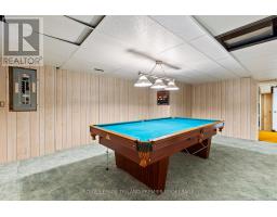 8 - 60 ROSECLIFFE CRESCENT - 35