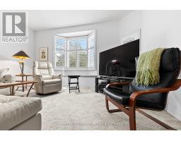 8 - 60 ROSECLIFFE CRESCENT - 9