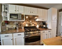 589 ELM STREET - 16
