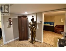 589 ELM STREET - 28