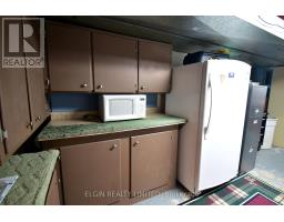 589 ELM STREET - 33