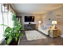 589 ELM STREET - 8