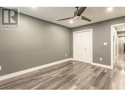 207 SOUTHFIELD DRIVE - 19
