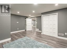 207 SOUTHFIELD DRIVE - 26