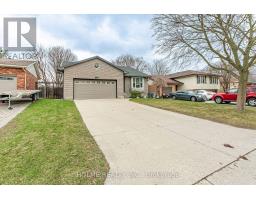 207 SOUTHFIELD DRIVE - 3