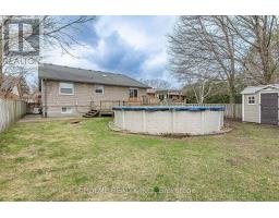 207 SOUTHFIELD DRIVE - 32