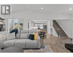 351 CLARKE ROAD - 39