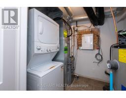 51 - 3200 SINGLETON AVENUE - 19