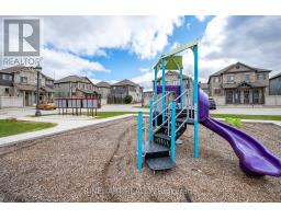51 - 3200 SINGLETON AVENUE - 29