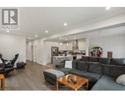 215 ROY MCDONALD DRIVE N - 10