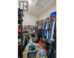 215 ROY MCDONALD DRIVE N - 29