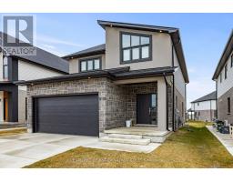 215 ROY MCDONALD DRIVE N - 3