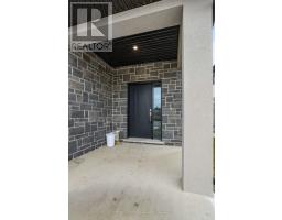 215 ROY MCDONALD DRIVE N - 4