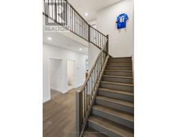 215 ROY MCDONALD DRIVE N - 7